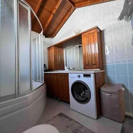 Villa Muestakil Isitmali Havuzlu Zeyfat Sapanca
