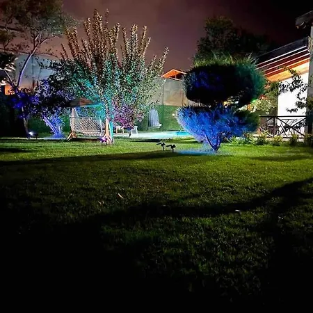 Villa Muestakil Isitmali Havuzlu Zeyfat